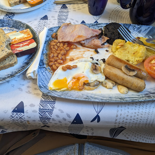English Breakfast