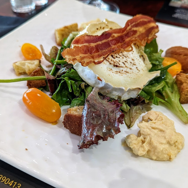Salade de Chèvre Chaud