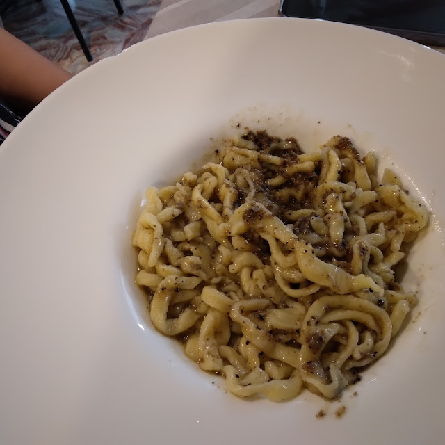 Strozzapreti Contartufo Porcini E Pecorino Romano