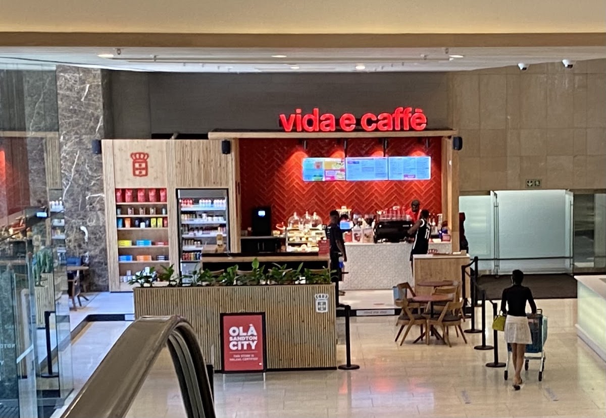vida e caffè Sandton City Office Tower