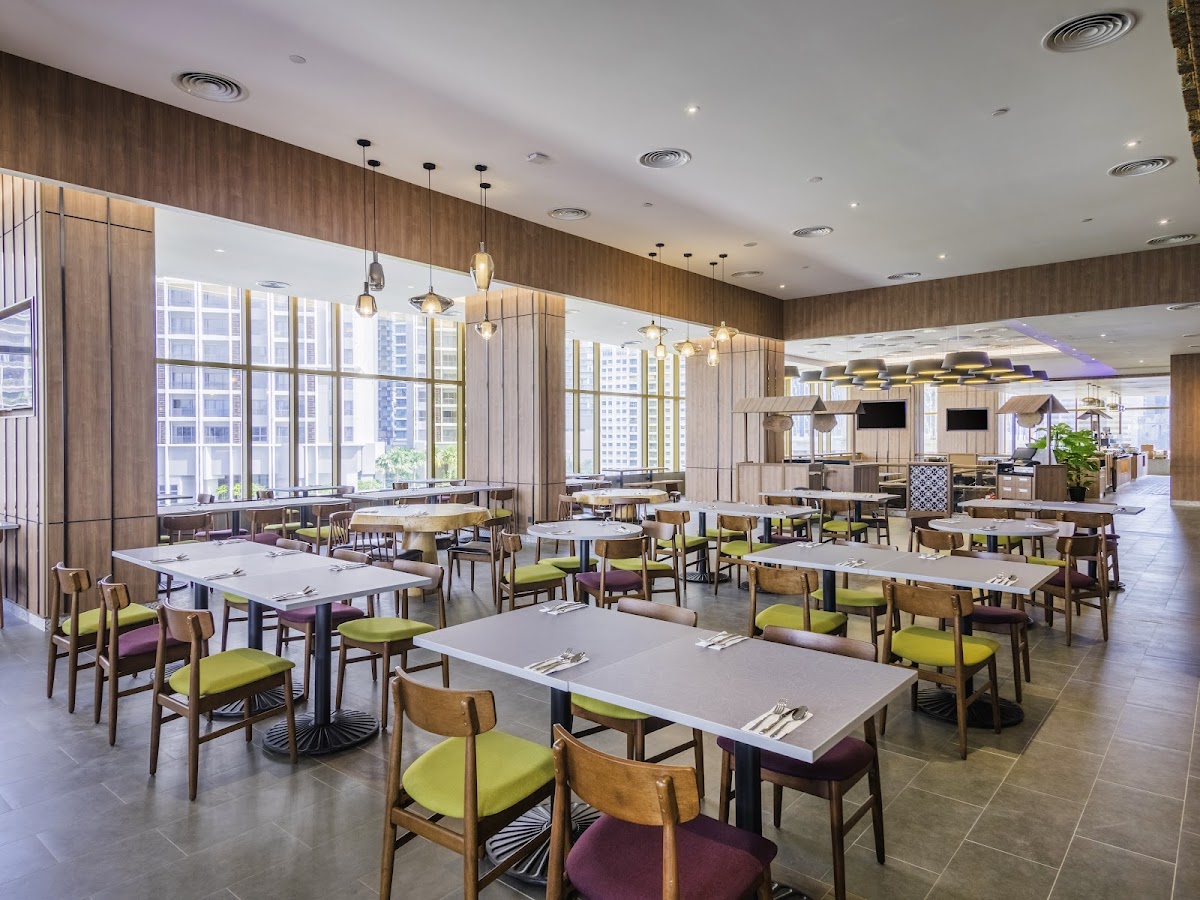 Kampung Kitchen Buffet Restaurant (Halal)