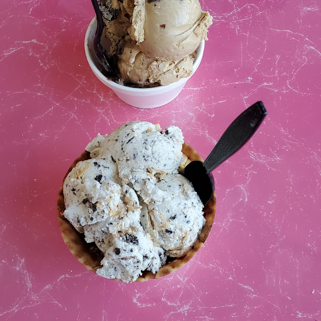 Peanut Butter Cookie & Gold Rush