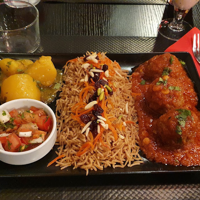 Sauté de Veau Riz Kabuli Et Pommes de Terre Curry