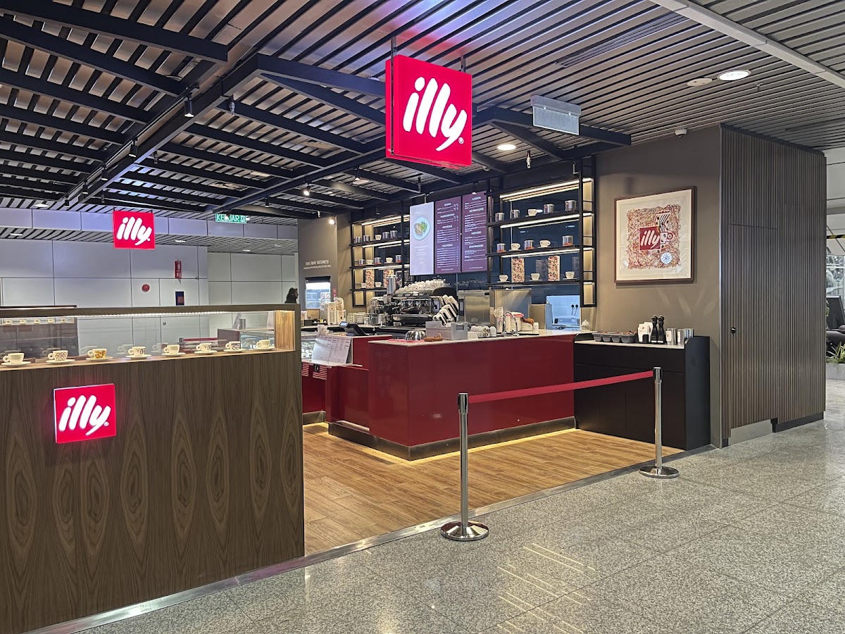 illy Caffe @ KLIA Terminal 1 Satellite