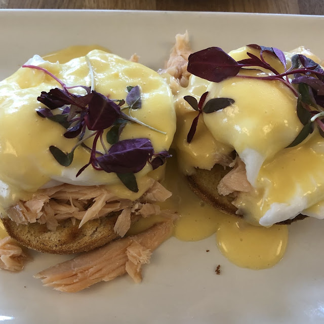 Smoked Salmon Benedict