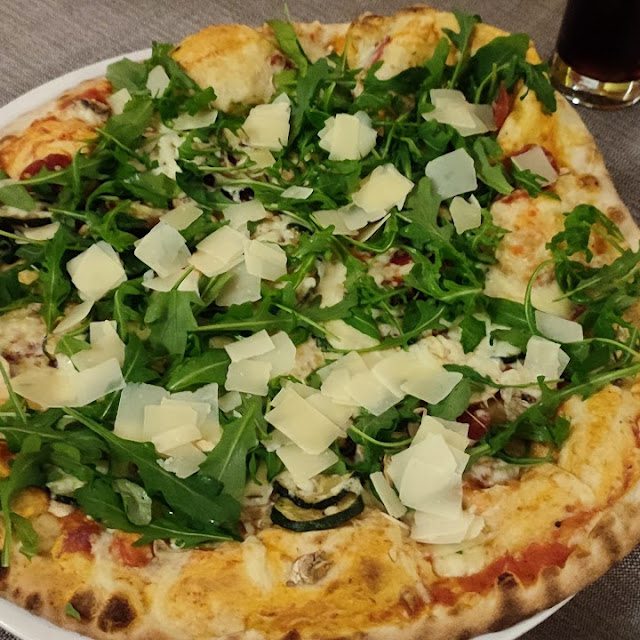 Pizza Pavarotti