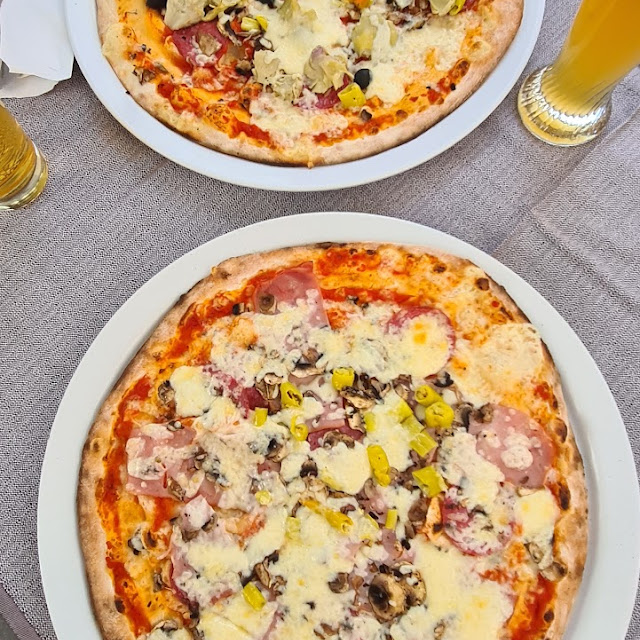 Pizza Strega