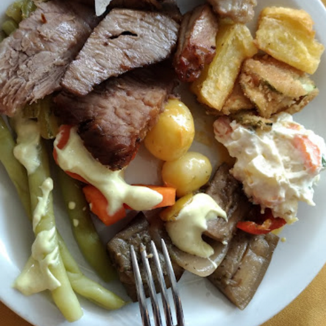 Carnes Friras E Legumes