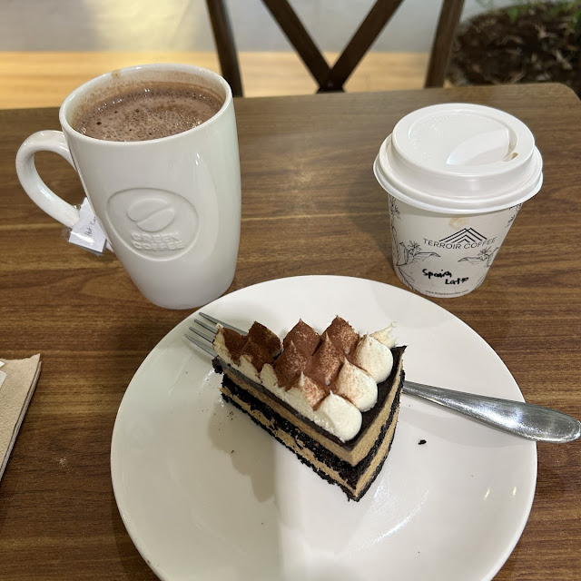 Spanish Latte and Cafe Latte