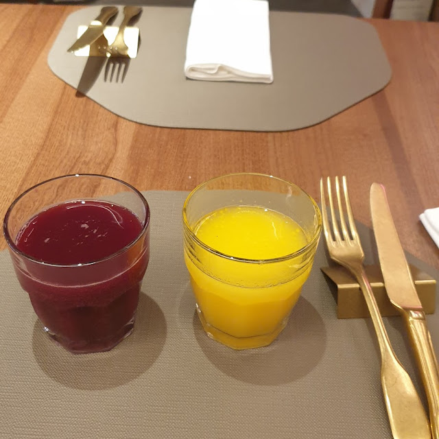 Jus de Grenade Et Jus d'Orange