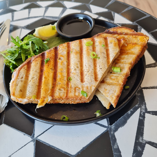 Toasted Cheese Sandwich
