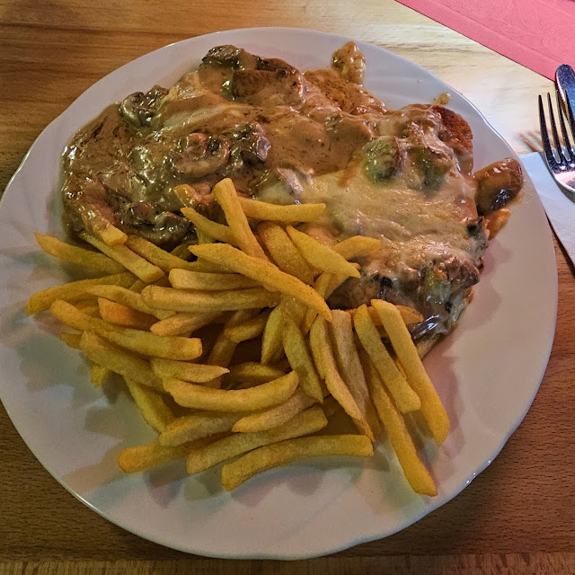 Sportklause Schweineschnitzel