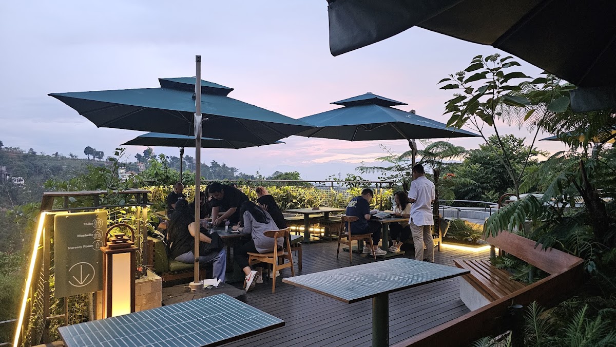 Soeji Dining at Chanaya Resort