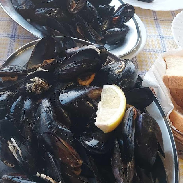 Mussels in White Wine