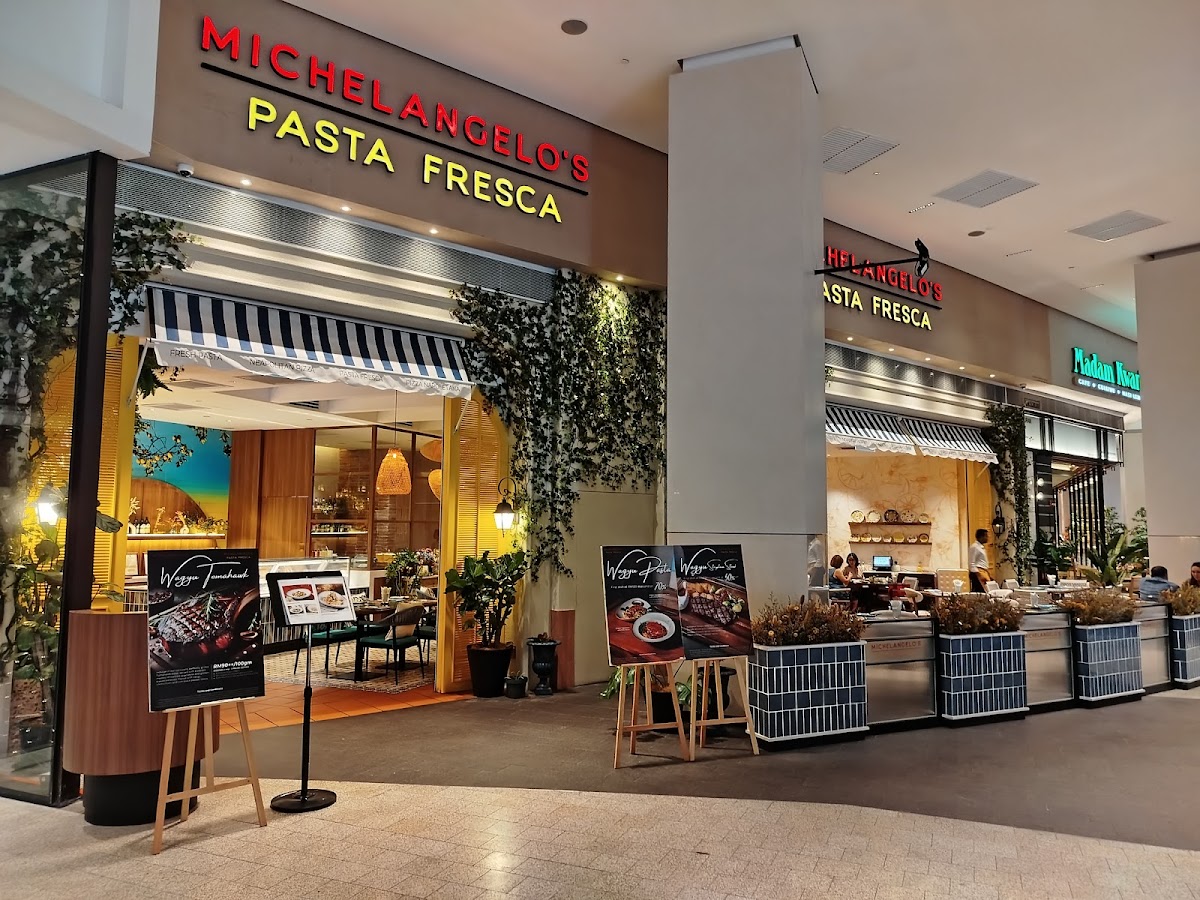 Michelangelo's Pasta Fresca
