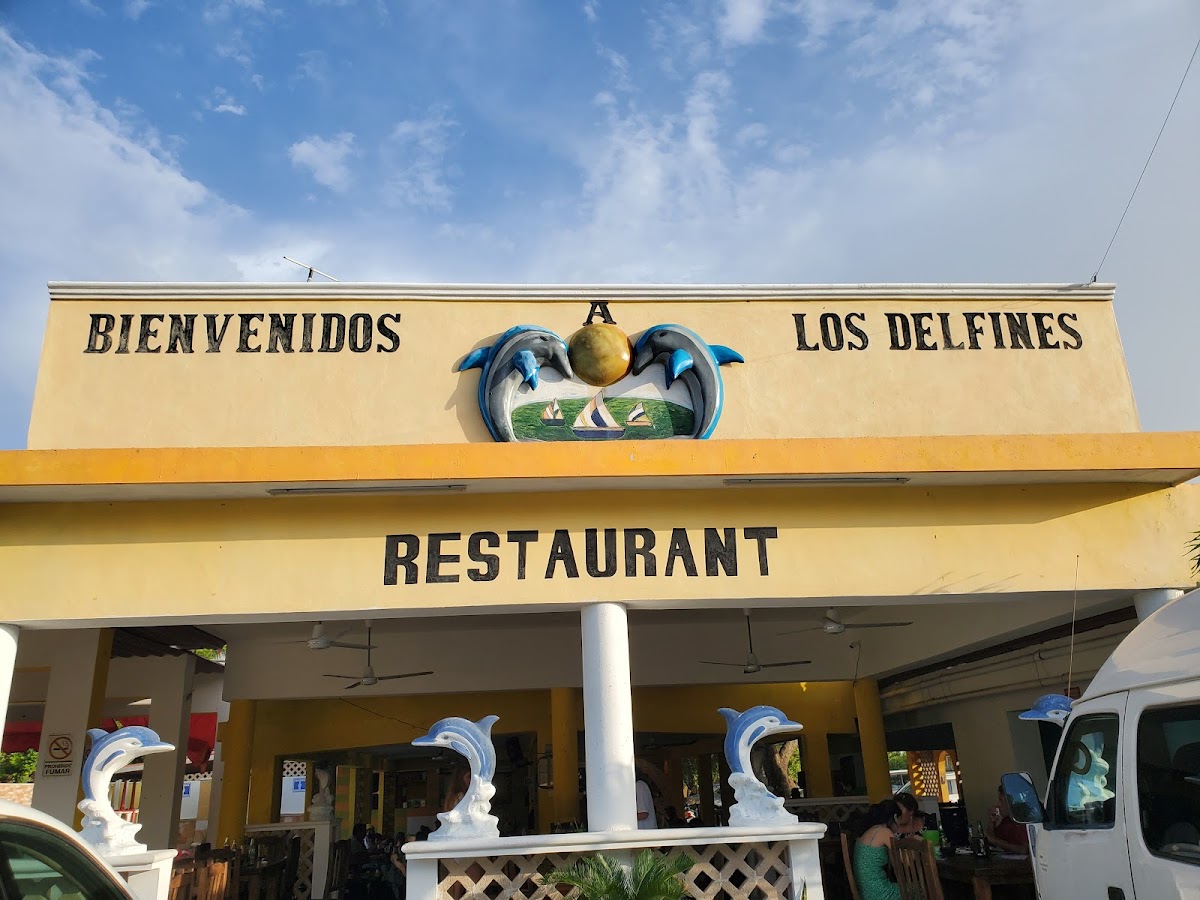 Los Delfines restaurante