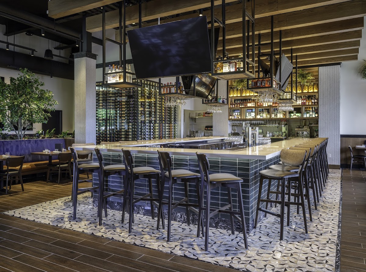 Burtons Grill & Bar