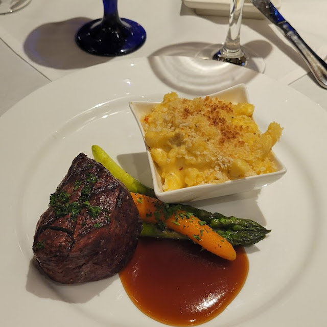 Filet Mignon with Lobster Mac and Cheese