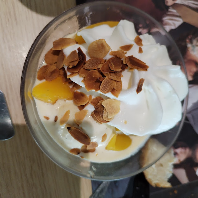 Choux Crème Nougatine Maison