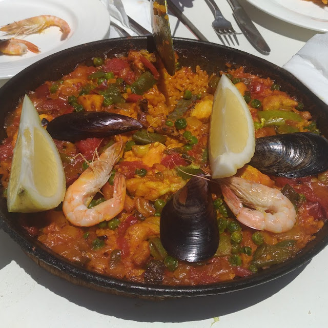 Paella Mixta