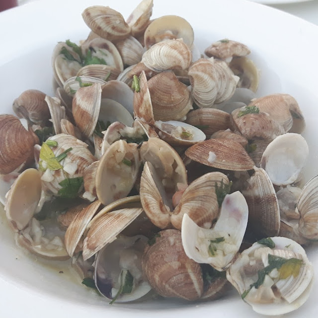 Almejas A la Marinera