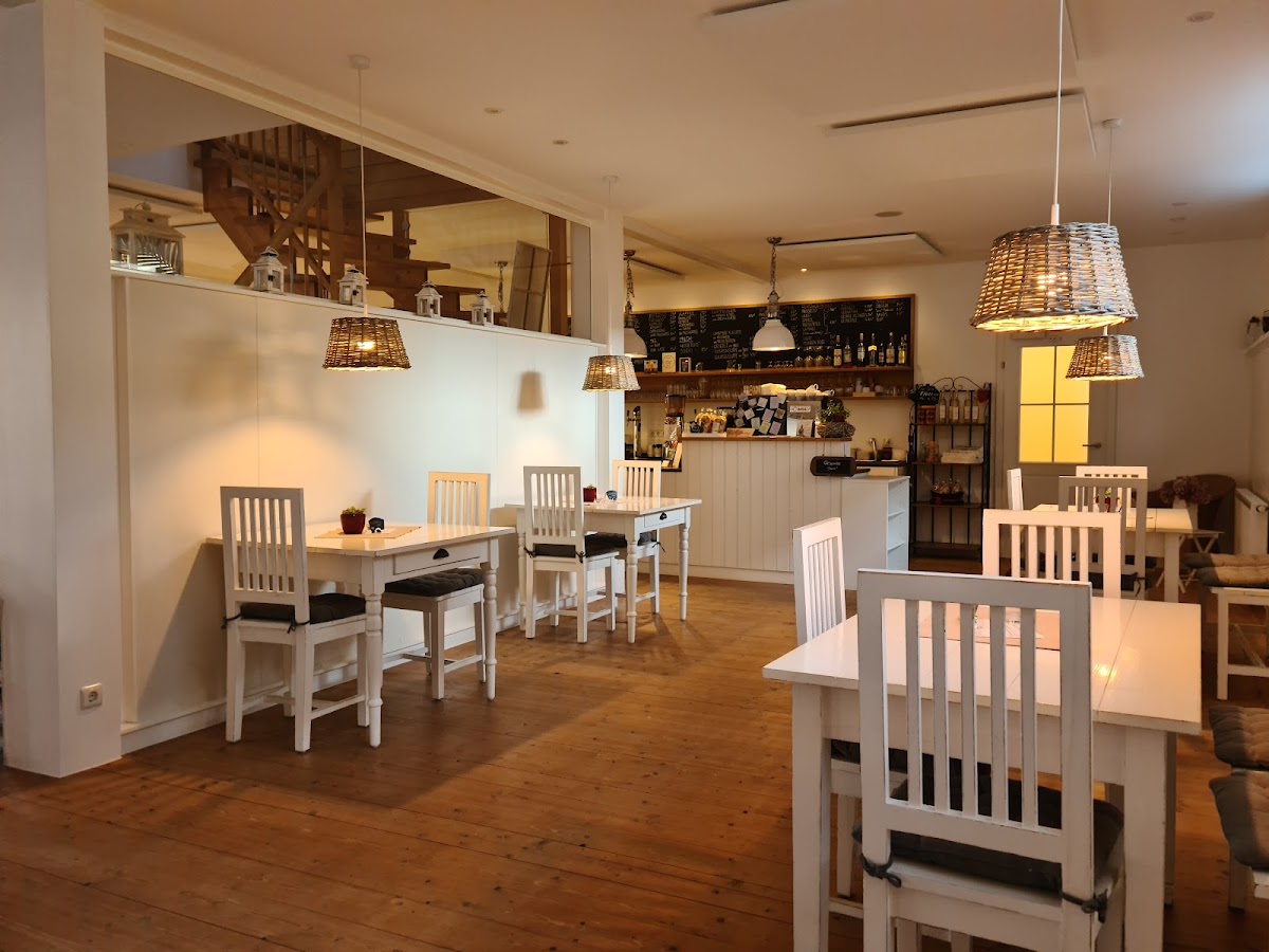 Cafe Mathildas