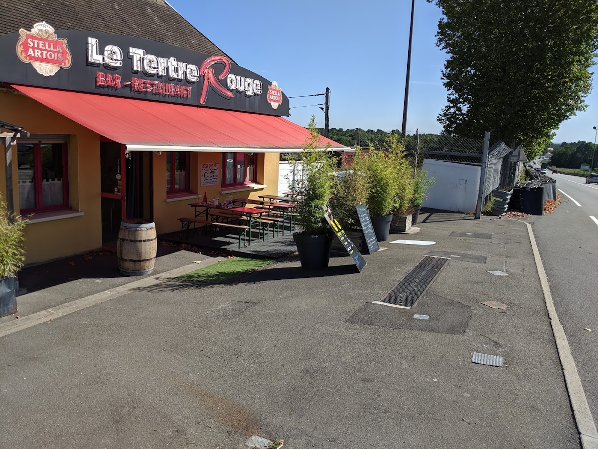 Le Tertre Rouge