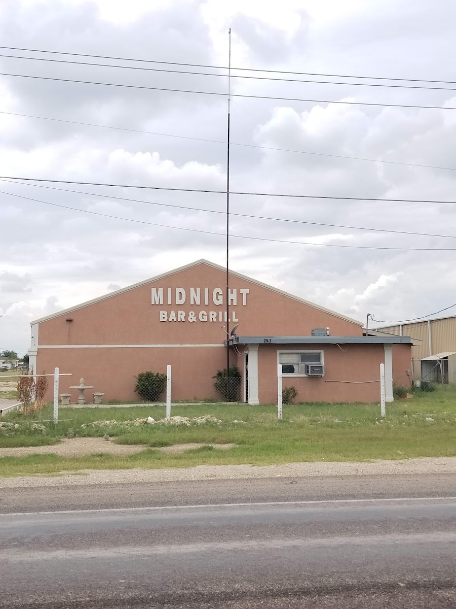 Midnight Bar & Grill