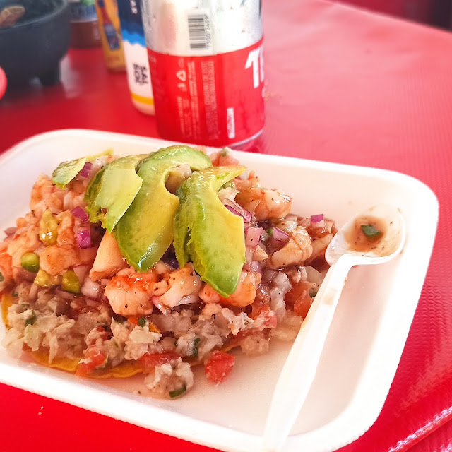 Tostada Mariscos