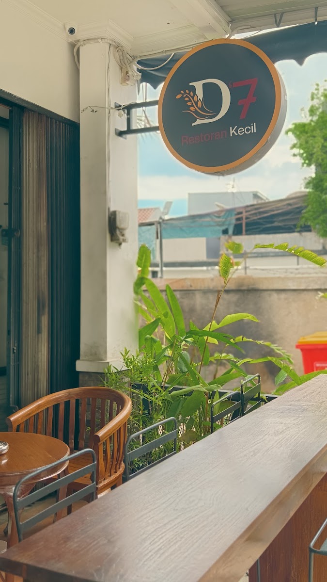 D'7 Restoran Kecil