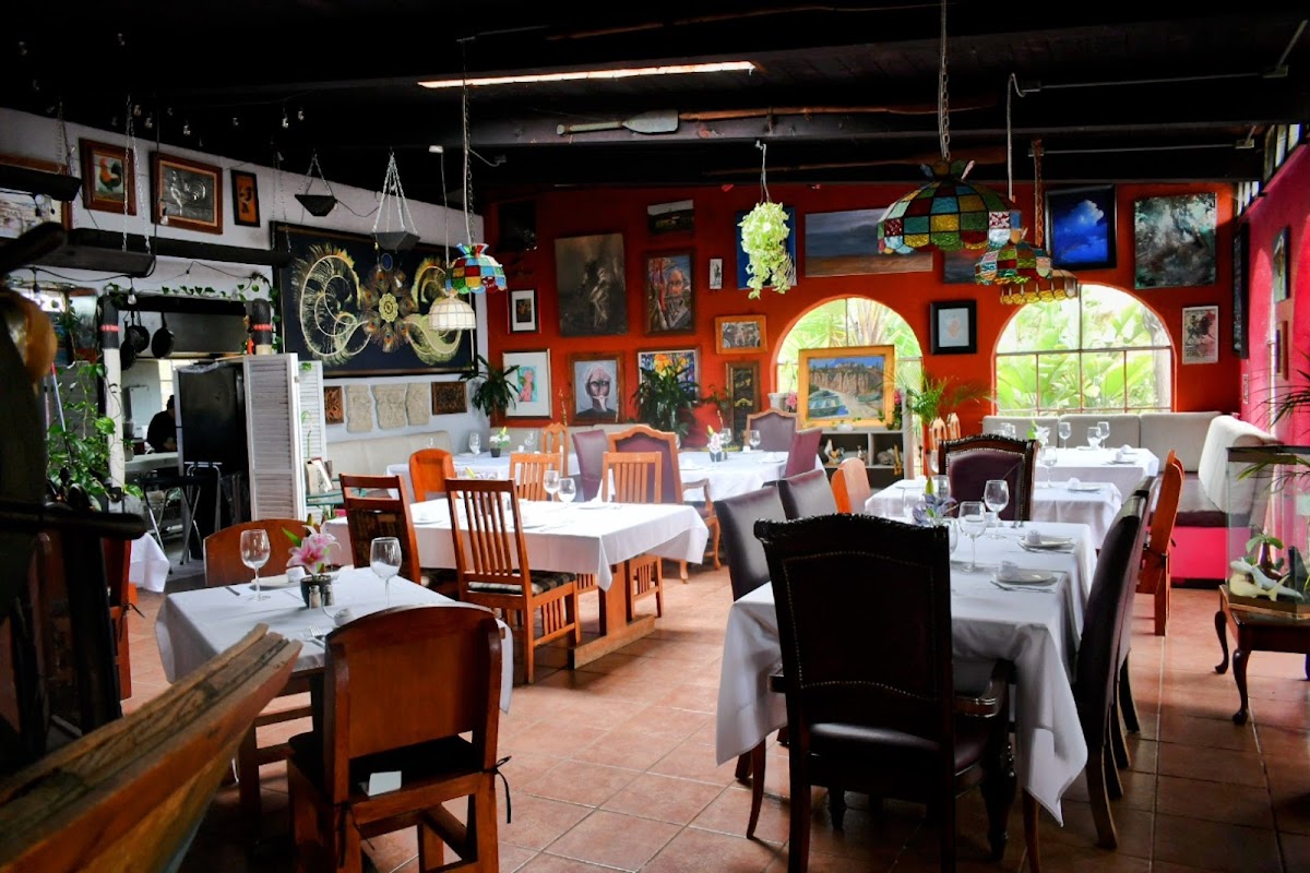 Restaurant La Bufadora Tequila Grill