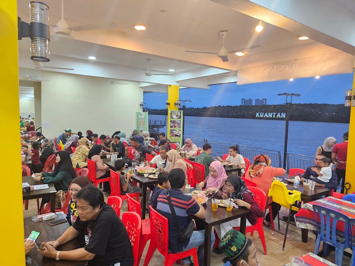 UFO KUANTAN WESTERN AND GRILL
