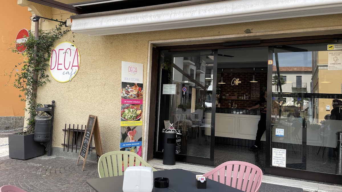 DECA Cafè