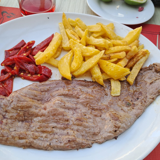 Entrecot de Ternera Con Patatas