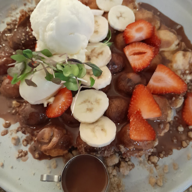Nutella Egg Egg Waffle
