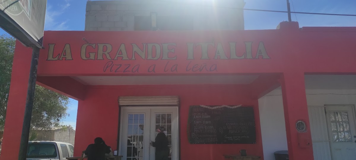 La Grande Italia pizzeria