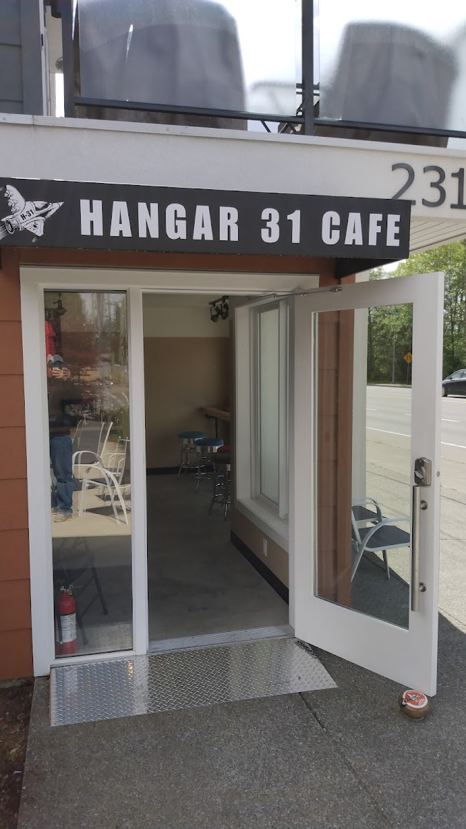 Hangar 31 Cafe
