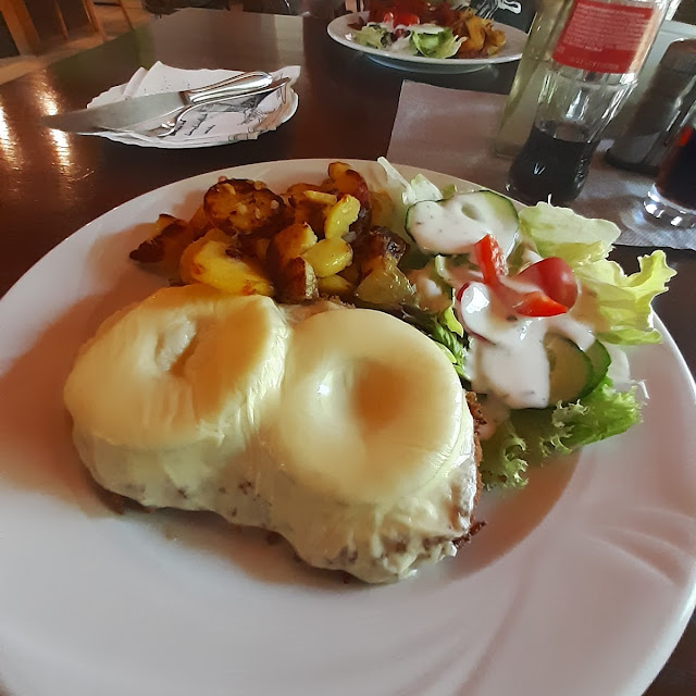 Schnitzel Hawaii