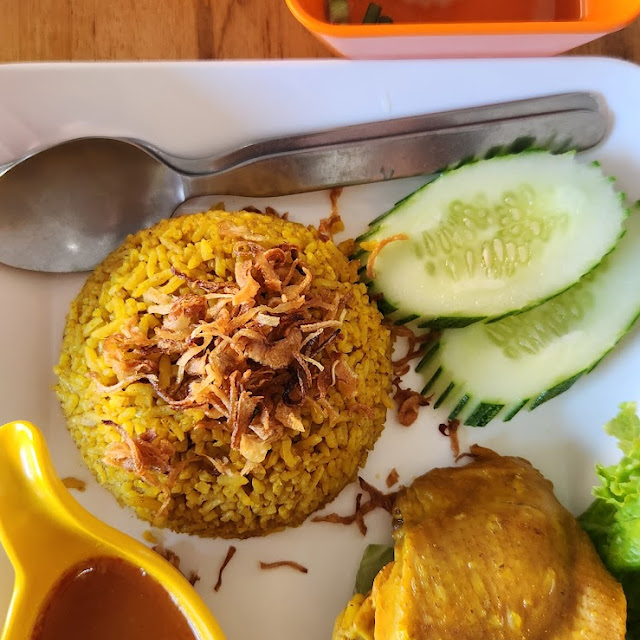 Khao Mok Chicken Rice