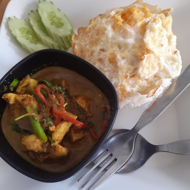 Kung Pao Chicken with Egg and Steamed Rice