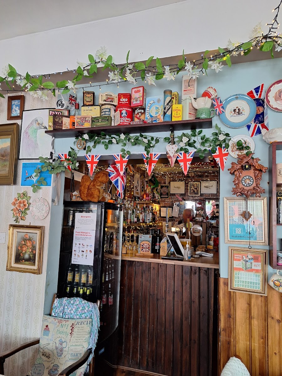 Pigeons Parlour