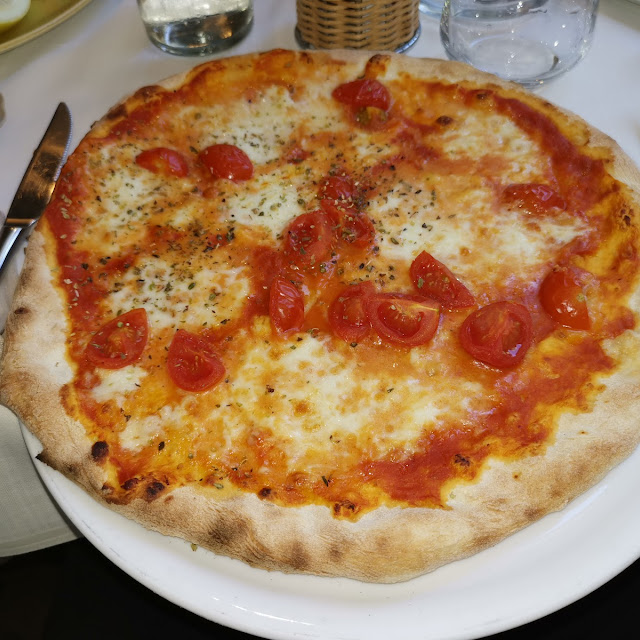 Quattro Formaggi Pizza