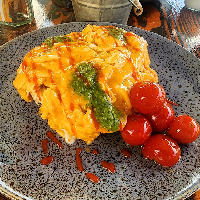 Chilli Folded Eggs