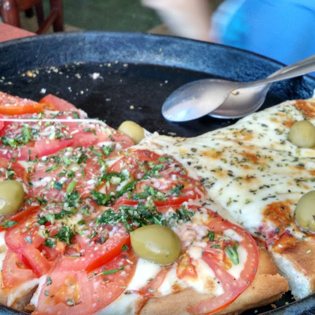 Pizza Muzzarella