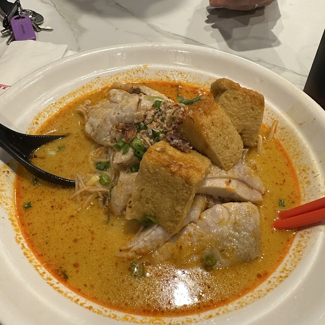 Curry Laksa Hainan Chicken