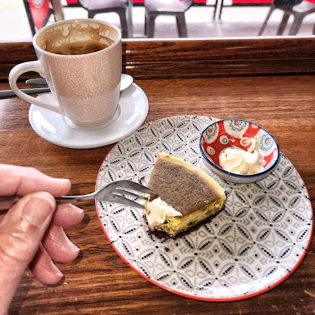 Butterscotch & Macadamia Cheesecake