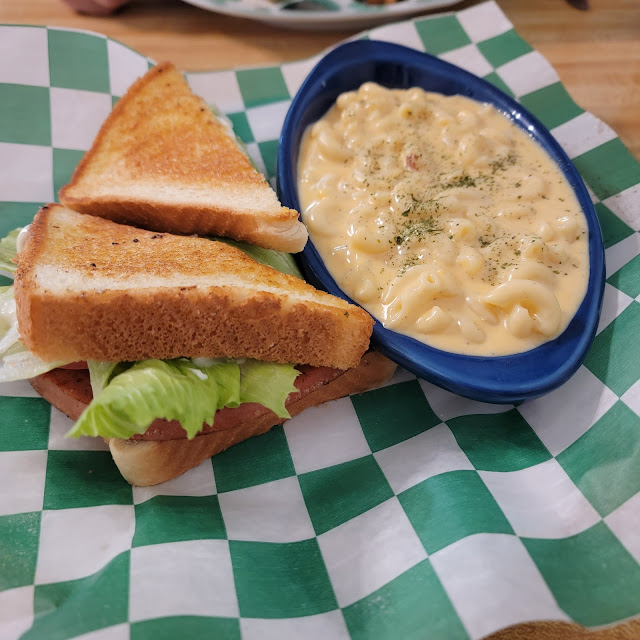 Fried Bologna Sandwich & Mac and Cheese