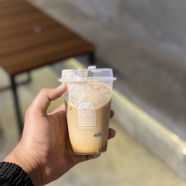 Es Kopi Susu Lobang Jaya
