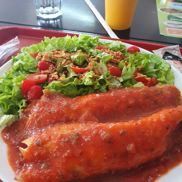 Panqueca Com Salada