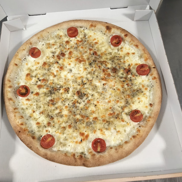 Pizza 4 Quesos